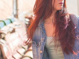 farbowanie włosów rudych na brąz