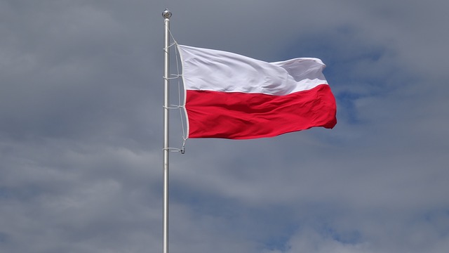 Flagi narodowe w Polsce i państwach sąsiednich