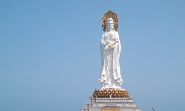 Jak zamontować cokół do mebli kuchennych? Jak zamontować cokół do mebli kuchennych?