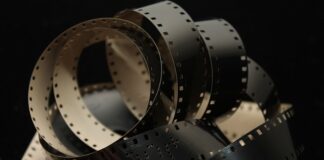 Co to jest folia wylewana?