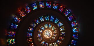 Jak wycinać wzory w blasze?