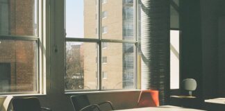 Kto robi otwory wentylacyjne?