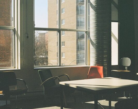 Kto robi otwory wentylacyjne?