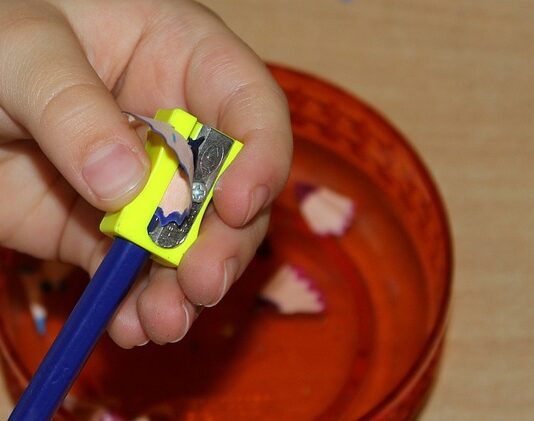 Czy można ostrzyć nóż do chleba?