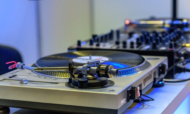 Co oznacza żółta kontrolka hamulca? Co oznacza żółta kontrolka hamulca?