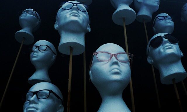 Jak ciąć styropian żeby się nie kruszył?