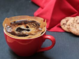 Ile oleju powinno być w filtrze powietrza C 330?