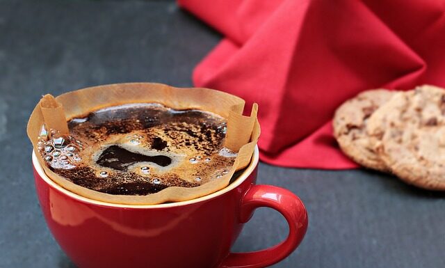 Ile oleju powinno być w filtrze powietrza C 330? Ile oleju powinno być w filtrze powietrza C 330?