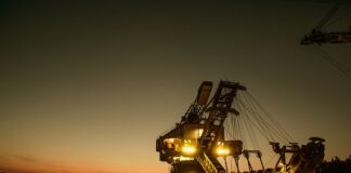 Jaki olej hydrauliczny do koparki?