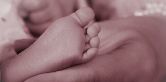 Jakie wkręty do nóżek meblowych?