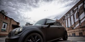 Ile kosztuje Mini Cooper elektryczny?