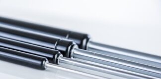 Ile oleju do siłownika hydraulicznego?