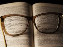 Co jest droższe szkła czy oprawki do okularów?