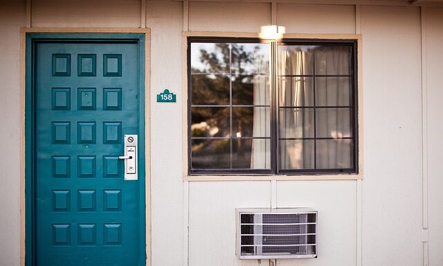 Jak wyprowadzić rurę od klimatyzatora? Jak wyprowadzić rurę od klimatyzatora?