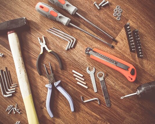 Jakiej firmy narzędzia ręczne?