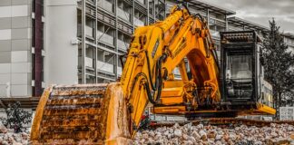 Ile oleju hydraulicznego do łuparki?