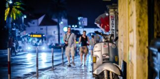 Ile folii na skuter?